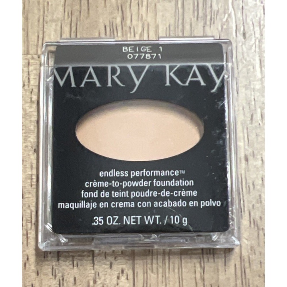 MARY KAY Endless Performance Crème-to-Powder Foundation - Beige 1